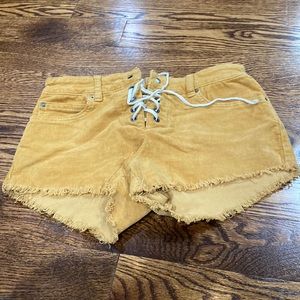 Corduroy shorts